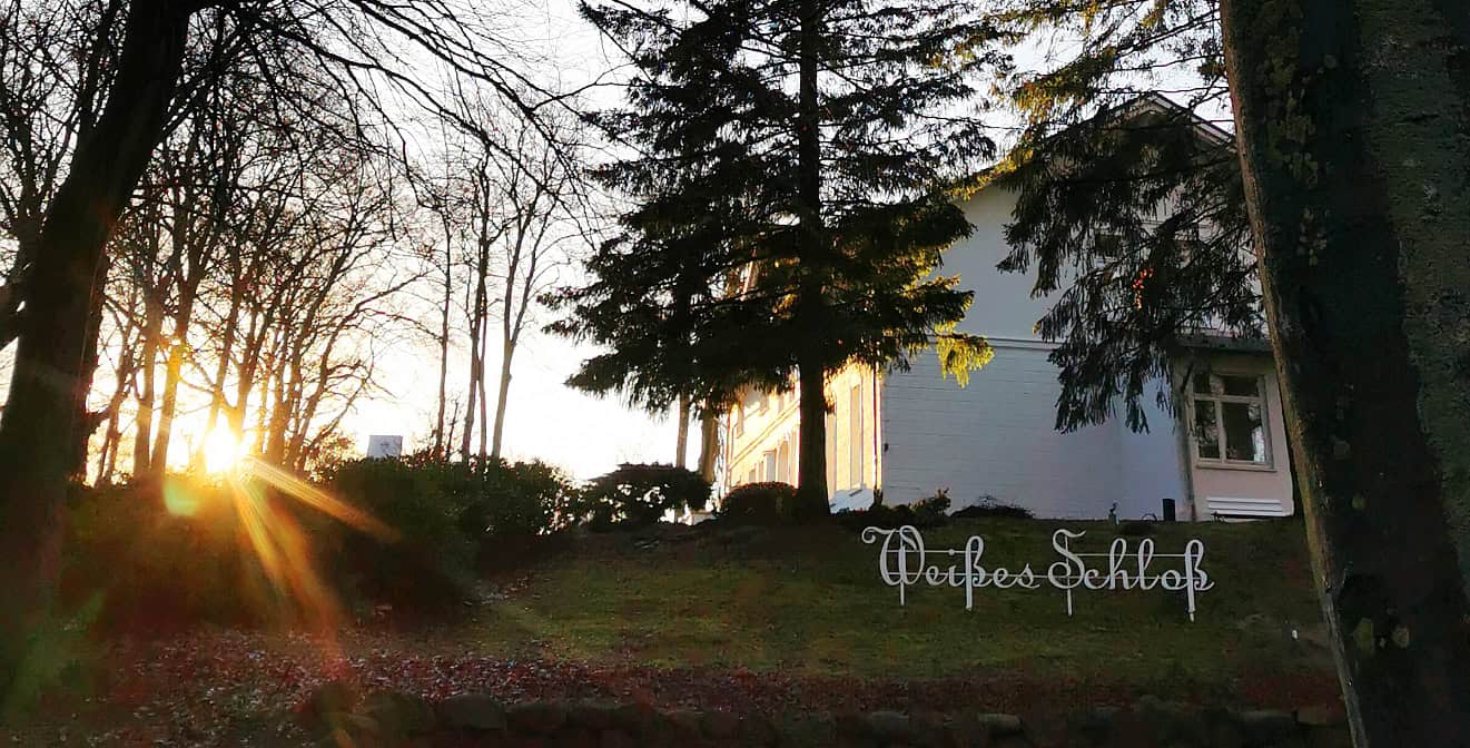 Hotel Weißes Schloß im Sonnenuntergang am Kulm in Heringsdorf