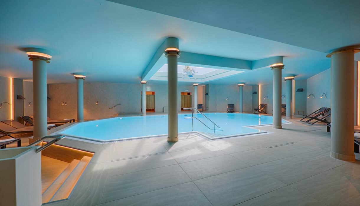 Pool-Weisses-Schloss-Heringsdorf (1)